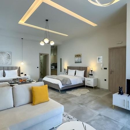 Tsikaris Boutique Guesthouse กาลัมปากา ภายนอก รูปภาพ