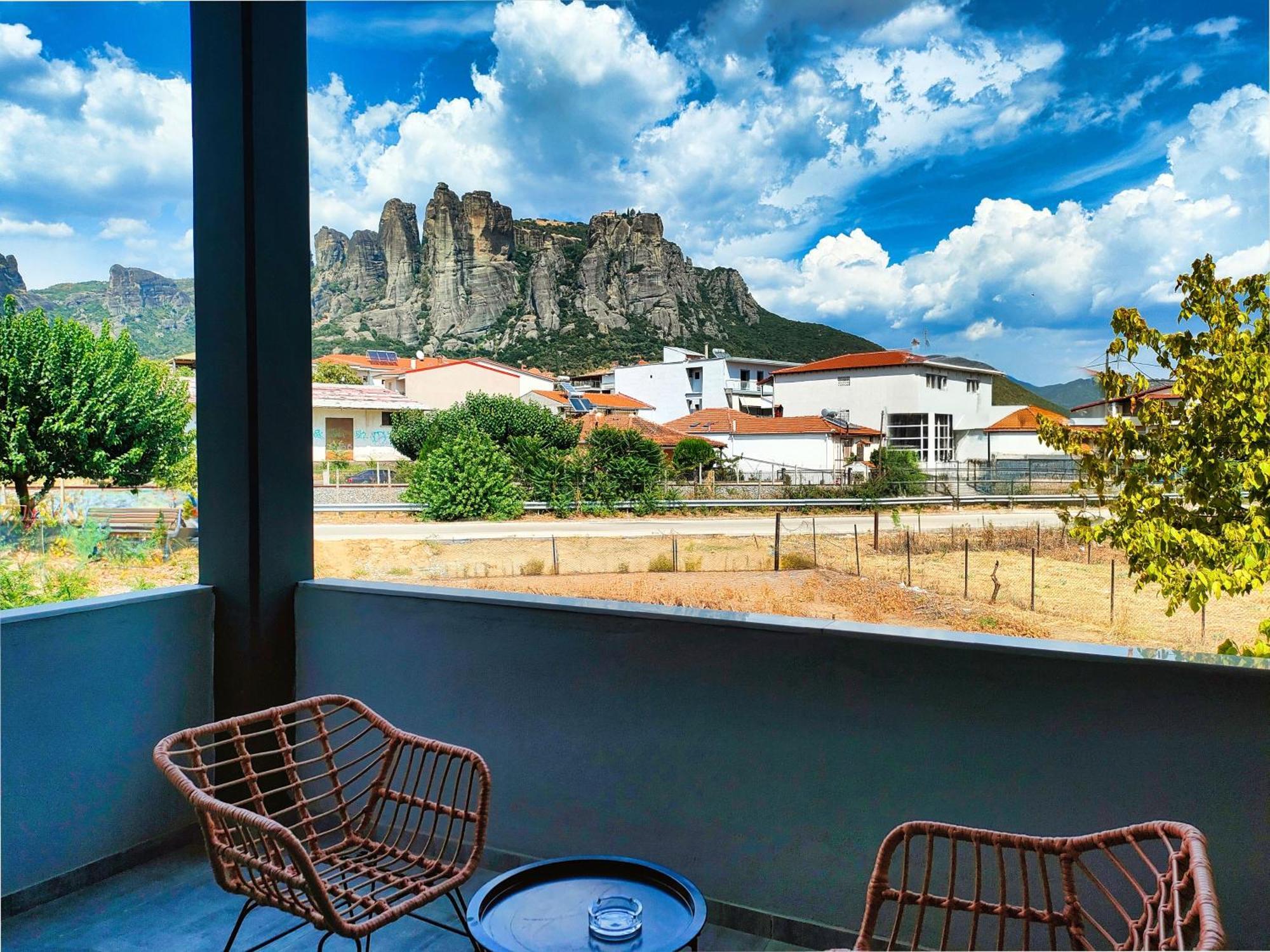 Tsikaris Boutique Guesthouse กาลัมปากา ภายนอก รูปภาพ